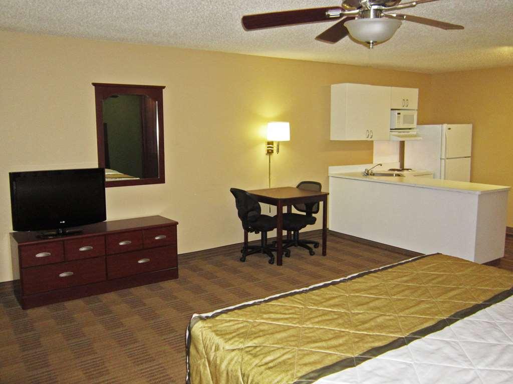Extended Stay America Select Suites - Detroit - Roseville Chambre photo