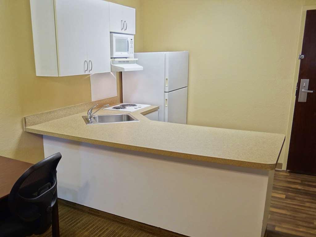 Extended Stay America Select Suites - Detroit - Roseville Chambre photo