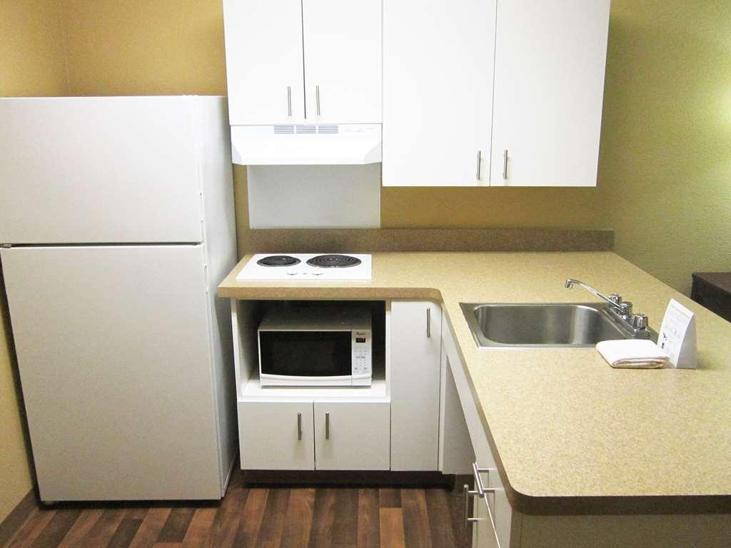 Extended Stay America Select Suites - Detroit - Roseville Chambre photo