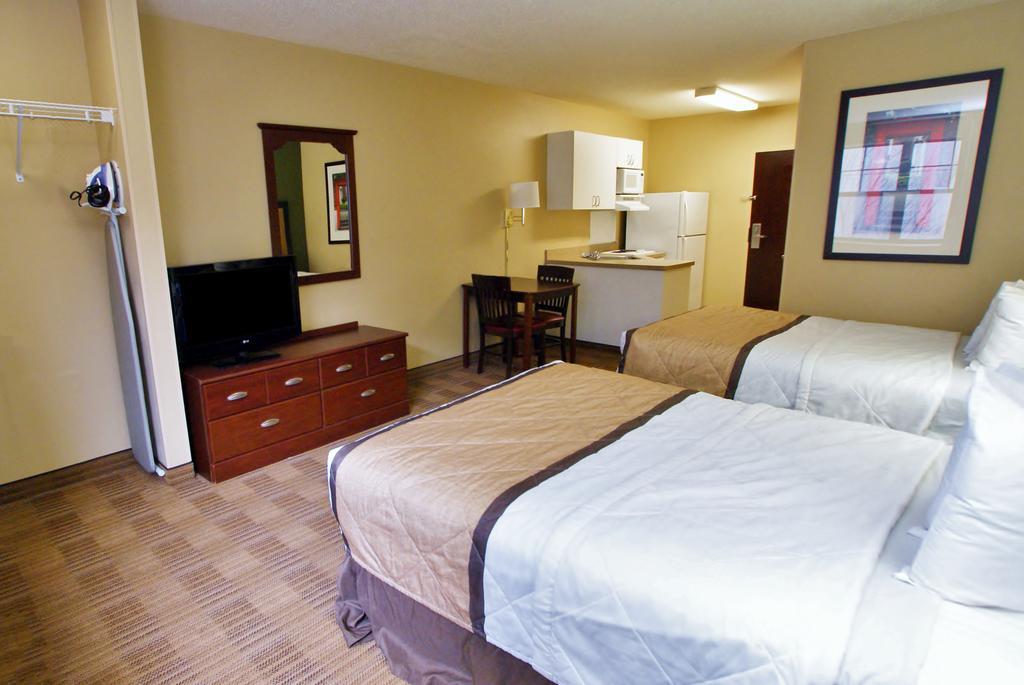 Extended Stay America Select Suites - Detroit - Roseville Extérieur photo